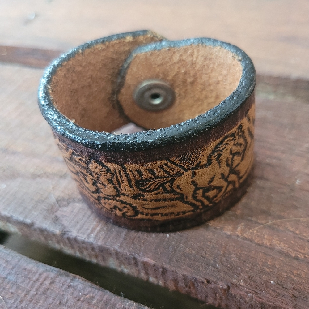 Western Cowgirl Leather Horse Bracelet